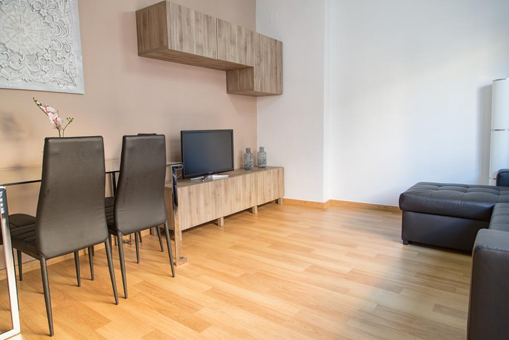 Apartamento Eursu Centro Con Piscina Малага Экстерьер фото