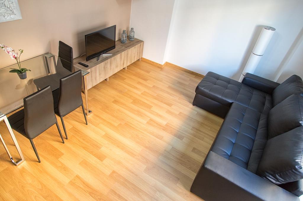 Apartamento Eursu Centro Con Piscina Малага Экстерьер фото
